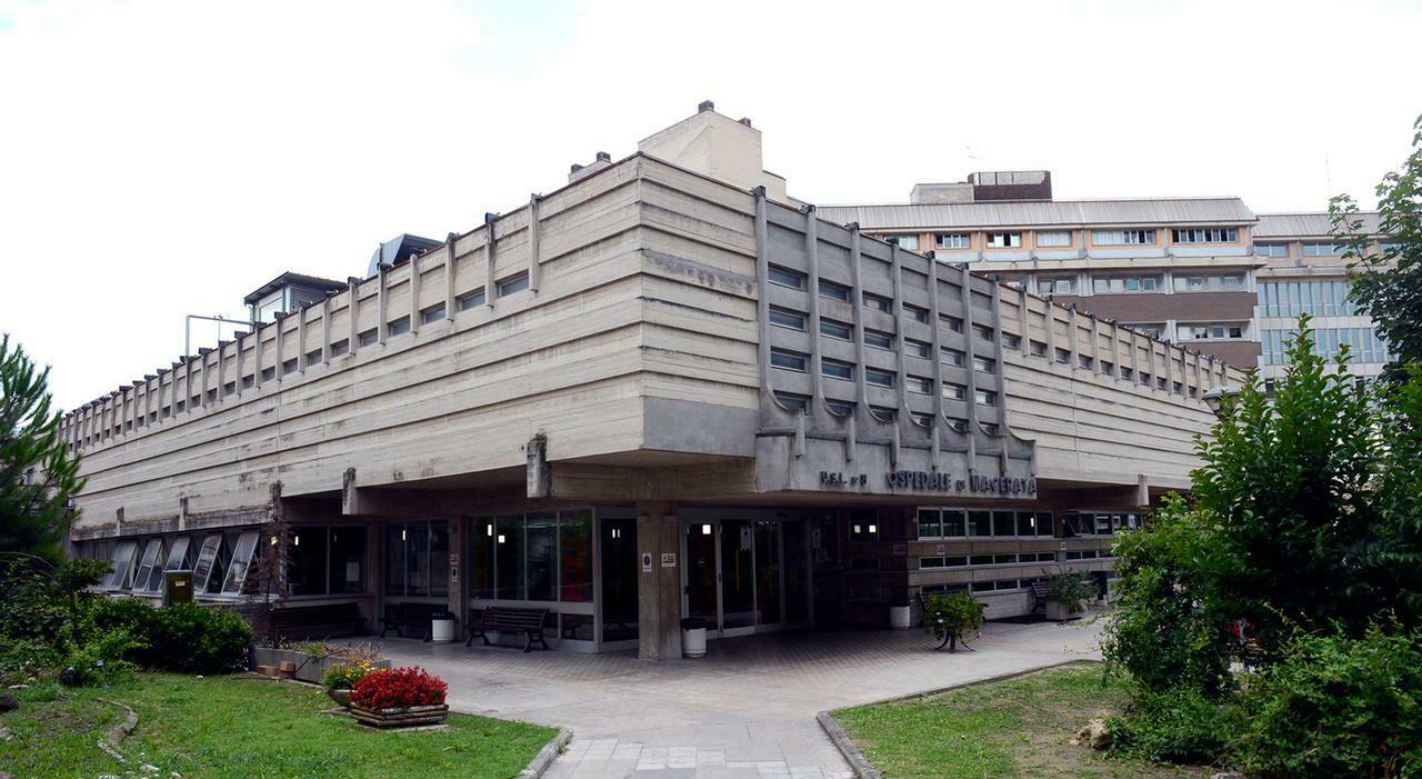 Macerata, medici a gettone per la Pediatria: l?incarico (da 160mila euro per un anno) a una coop di Messina