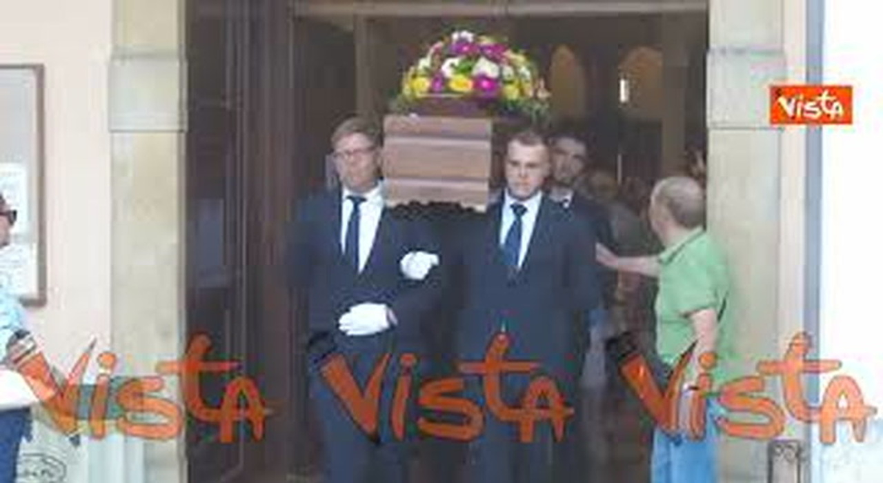 https://statics.cedscdn.it/photos/MED_HIGH/2025/08/15/9014467_poster.jpg