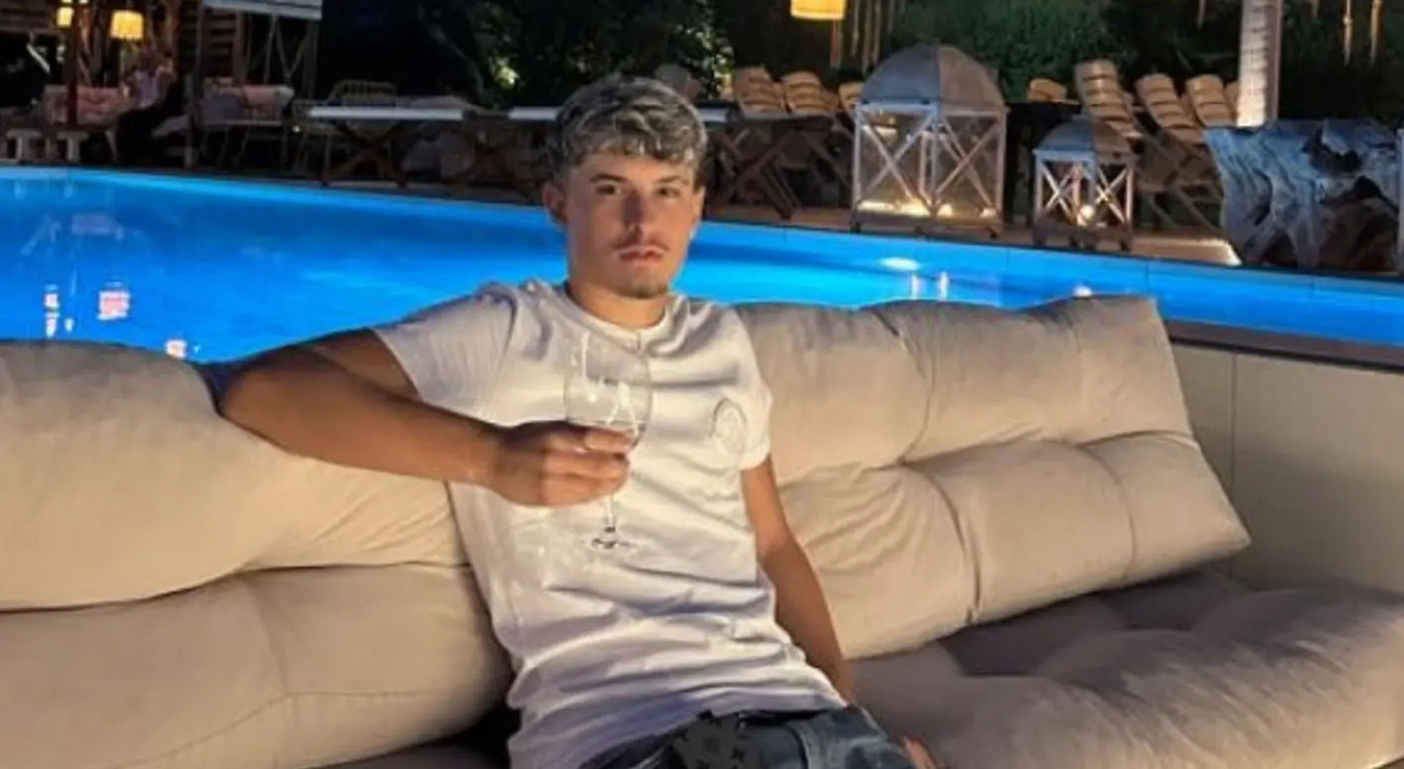 Incidente al Circeo, Federico Salvagni morto a 16 anni. Jonathan Sacco arrestato dopo la fuga, rivolta sui social: «Ergastolo»