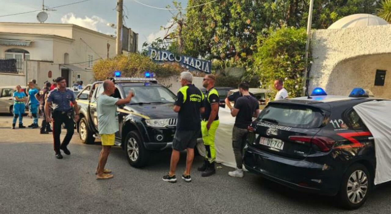 Ischia, sparatoria a Forio: ferisce l