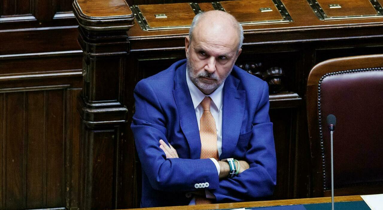 Schillaci e i no vax, Meloni irritata con il ministro: «La revoca del comitato una scelta non concordata, noi siamo per il pluralismo» Schillaci e i no vax, Meloni irritata con il ministro: «La revoca del comitato una scelta non concordata, noi siamo per il pluralismo»