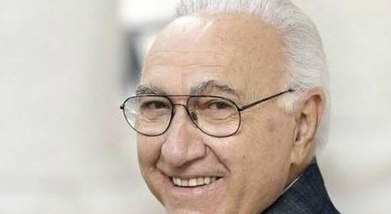 https://statics.cedscdn.it/photos/MED_HIGH/2025/08/16/9015433_16212341_pippo_baudo_morto_eta_carriera_moglie_figli_ultime_notizie_oggi_16_8_2025.jpg
