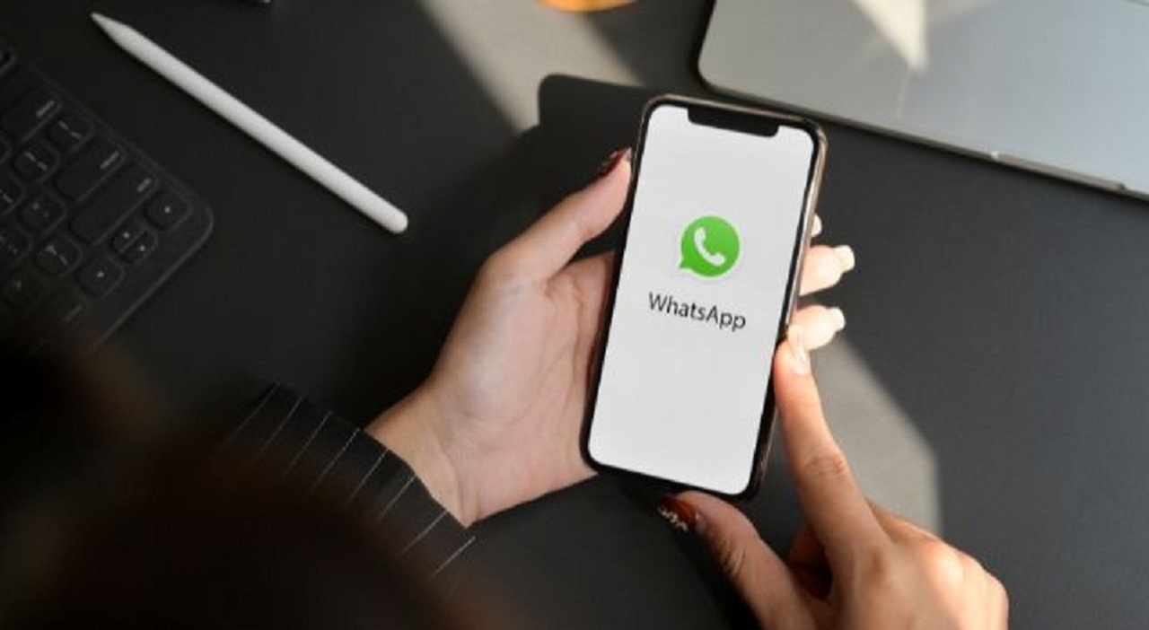 Napoli. Invia settanta vocali su WhatsApp durante un litigio: condannata a 1 mese di carcere per molestie Napoli. Invia settanta vocali su WhatsApp durante un litigio: condannata a 1 mese di carcere per molestie