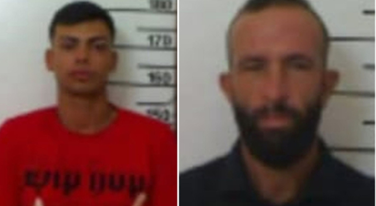 https://statics.cedscdn.it/photos/MED_HIGH/2025/08/19/9019715_19091047_detenuti_evasi_carcere_poggioreale_napoli_oggi_19_8_2025.jpg