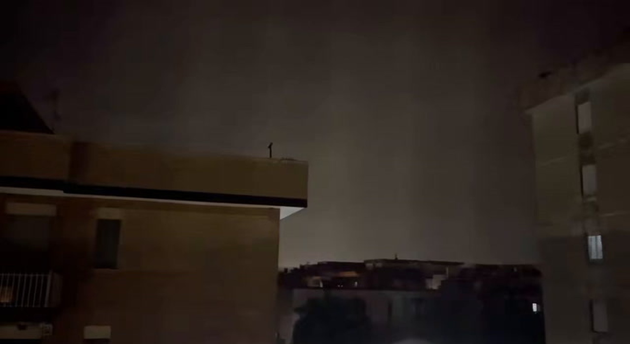 https://statics.cedscdn.it/photos/MED_HIGH/2025/08/21/9023255_poster.jpg