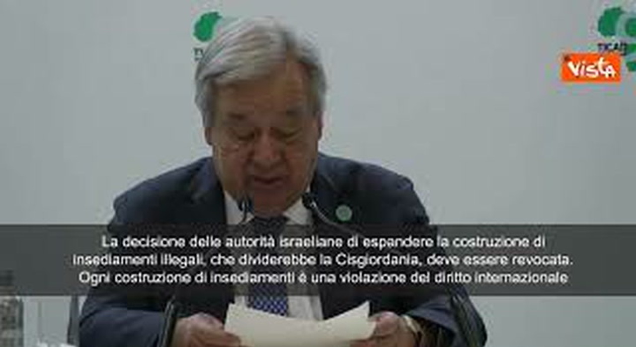 https://statics.cedscdn.it/photos/MED_HIGH/2025/08/21/9023530_poster.jpg