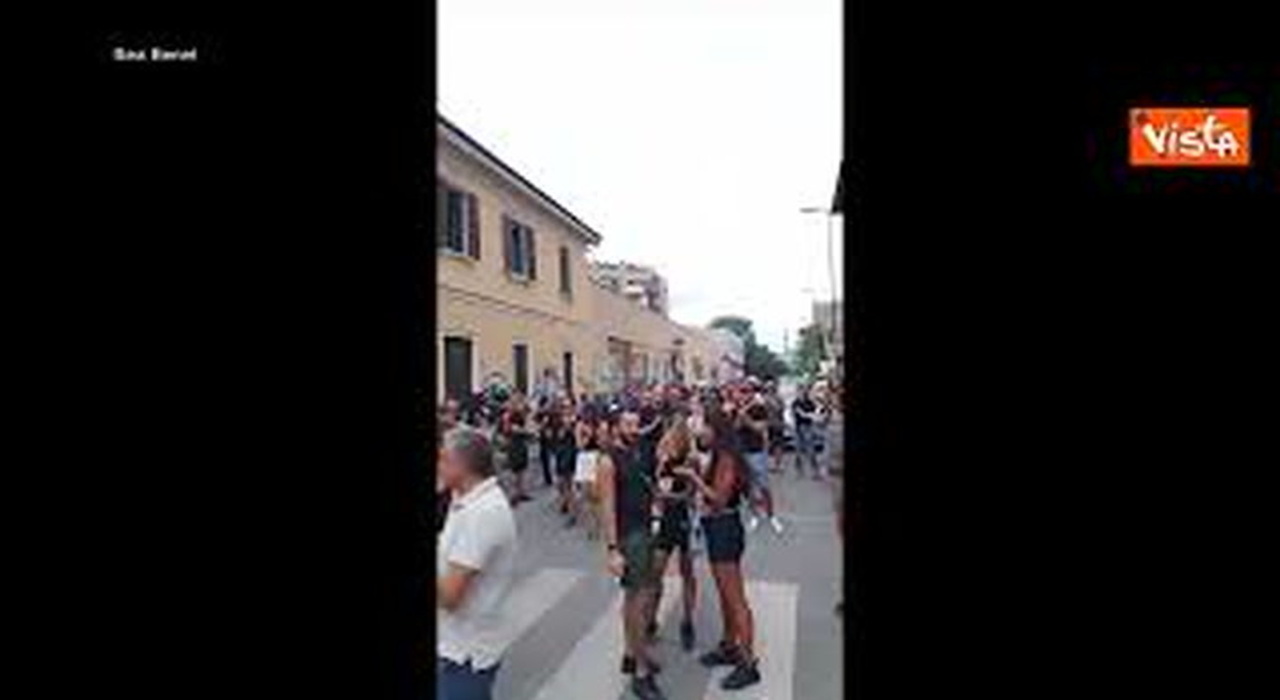 https://statics.cedscdn.it/photos/MED_HIGH/2025/08/21/9023534_poster.jpg