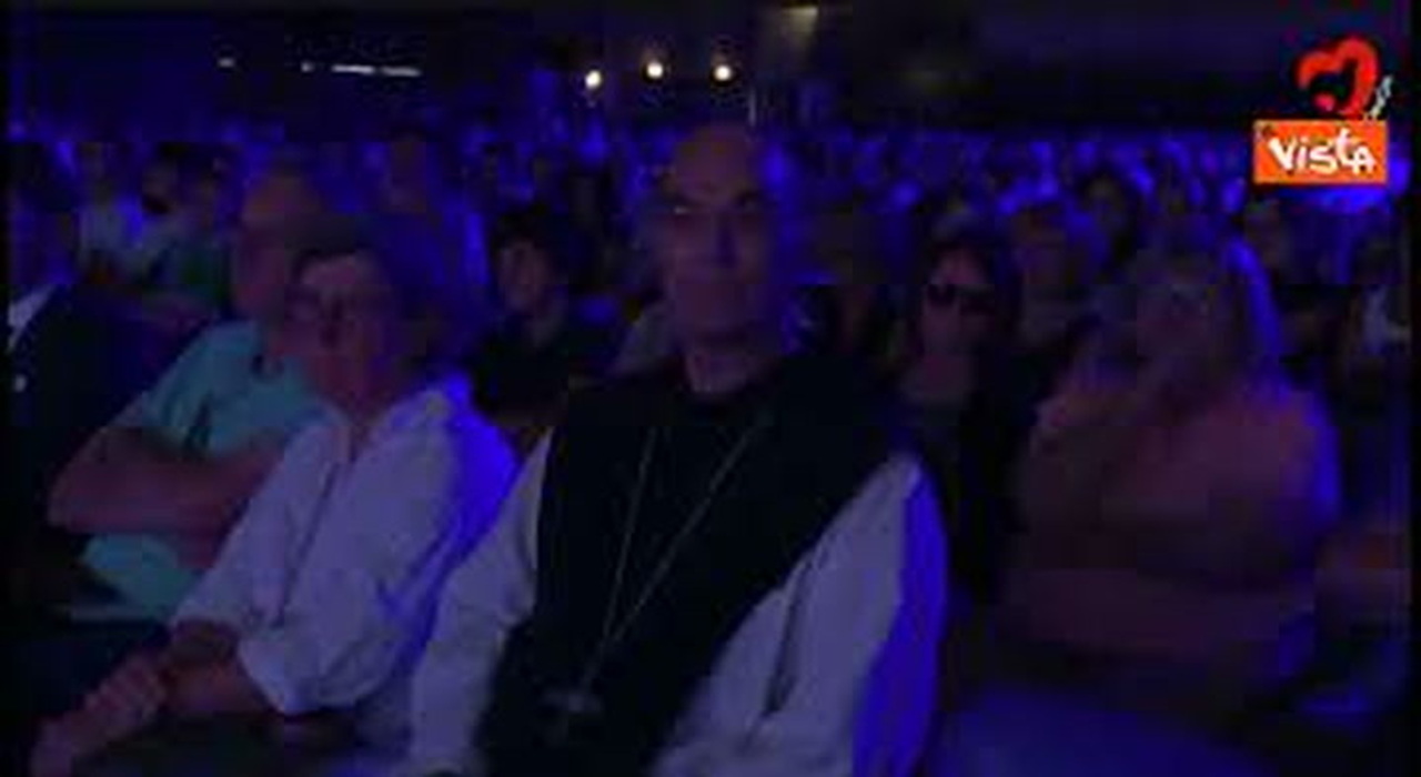 https://statics.cedscdn.it/photos/MED_HIGH/2025/08/22/9025264_poster.jpg