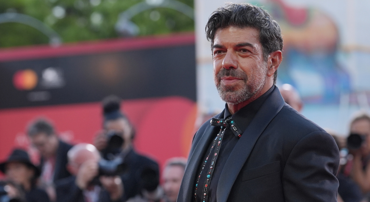 Pierfrancesco Favino compie 56 anni. Il soprannome, l Pierfrancesco Favino compie 56 anni. Il soprannome, l