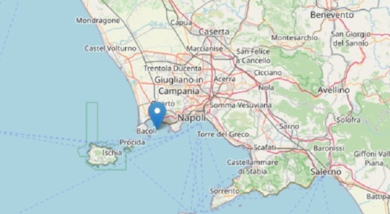 https://statics.cedscdn.it/photos/MED_HIGH/2025/08/24/9028742_24183452_terremoto_campi_flegrei_oggi_24_8_2025.jpg
