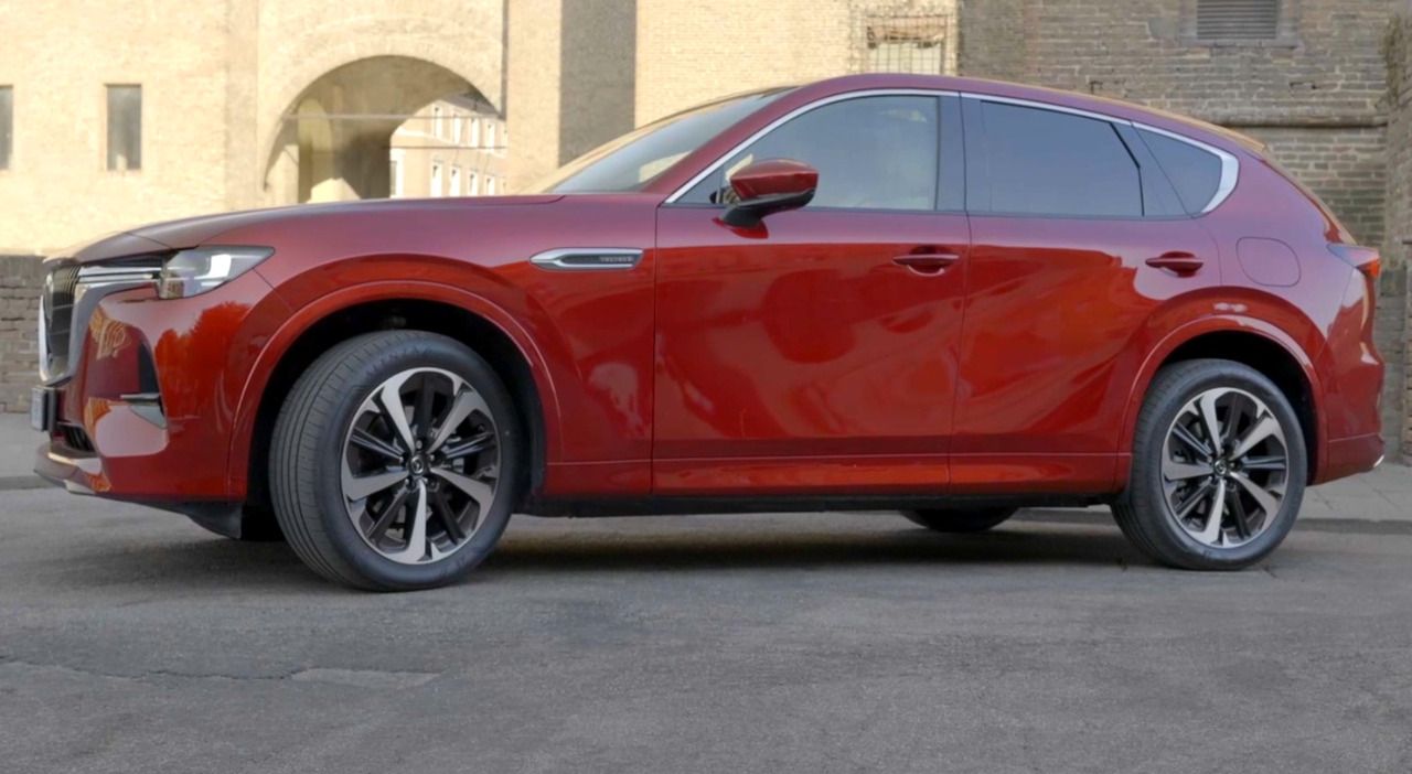 Mazda CX-60: viaggio nell'essenza dello stile