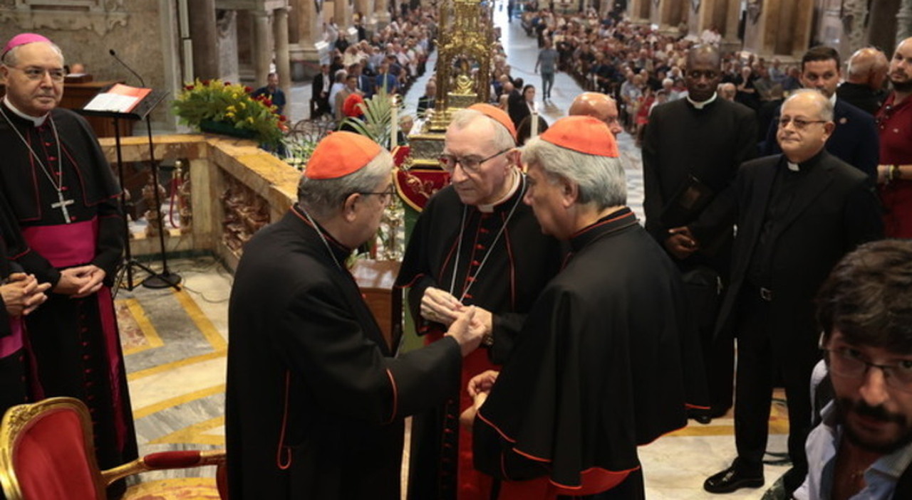 Giubileo a Napoli, Parolin incontra Battaglia e Sepe: «Allibiti per ciò che sta succedendo a Gaza» Giubileo a Napoli, Parolin incontra Battaglia e Sepe: «Allibiti per ciò che sta succedendo a Gaza»