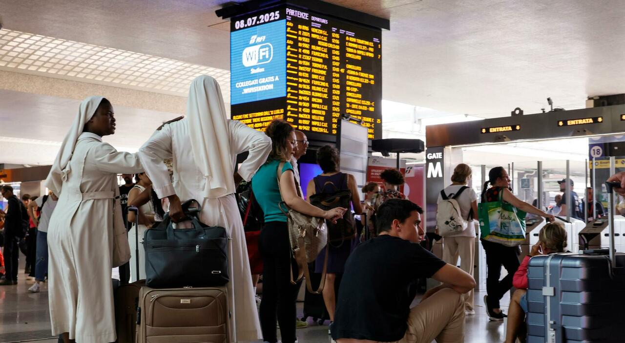 Scioperi settembre treni, aerei, bus, metro e tram: tutti gli stop ai trasporti pubblici. L