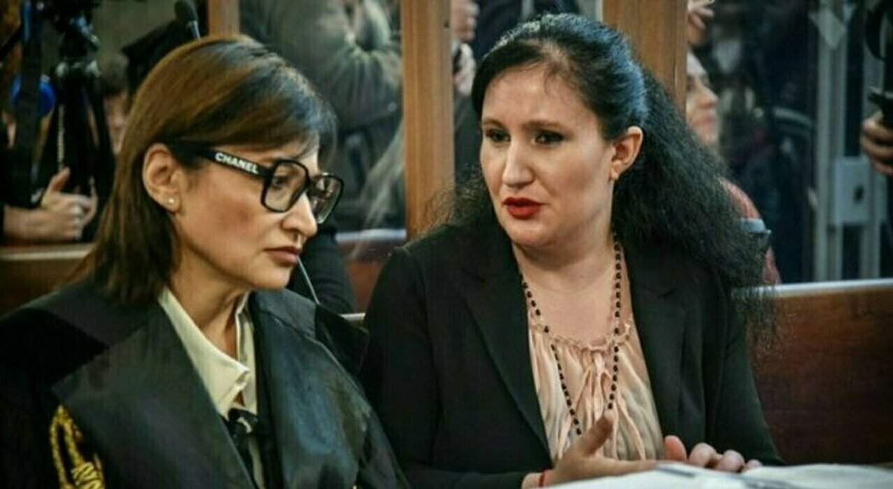 https://statics.cedscdn.it/photos/MED_HIGH/2025/08/26/9032049_26175142_alessia_pifferi_cosa_ha_detto_processo_morte_figlia_piccola_diana_ultime_notizie_oggi_26_8_2025.jpg
