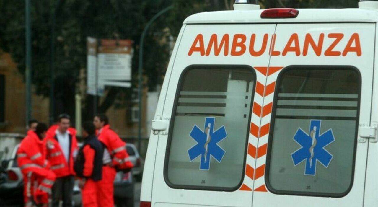 https://statics.cedscdn.it/photos/MED_HIGH/2025/08/27/9033599_27114344_quarto_15enne_accoltella_18enne_arrestato_oggi_27_8_2025.jpg
