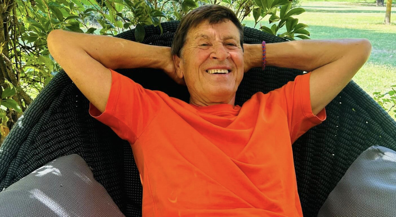 https://statics.cedscdn.it/photos/MED_HIGH/2025/08/27/9033835_27154803_gianni_morandi_.jpg