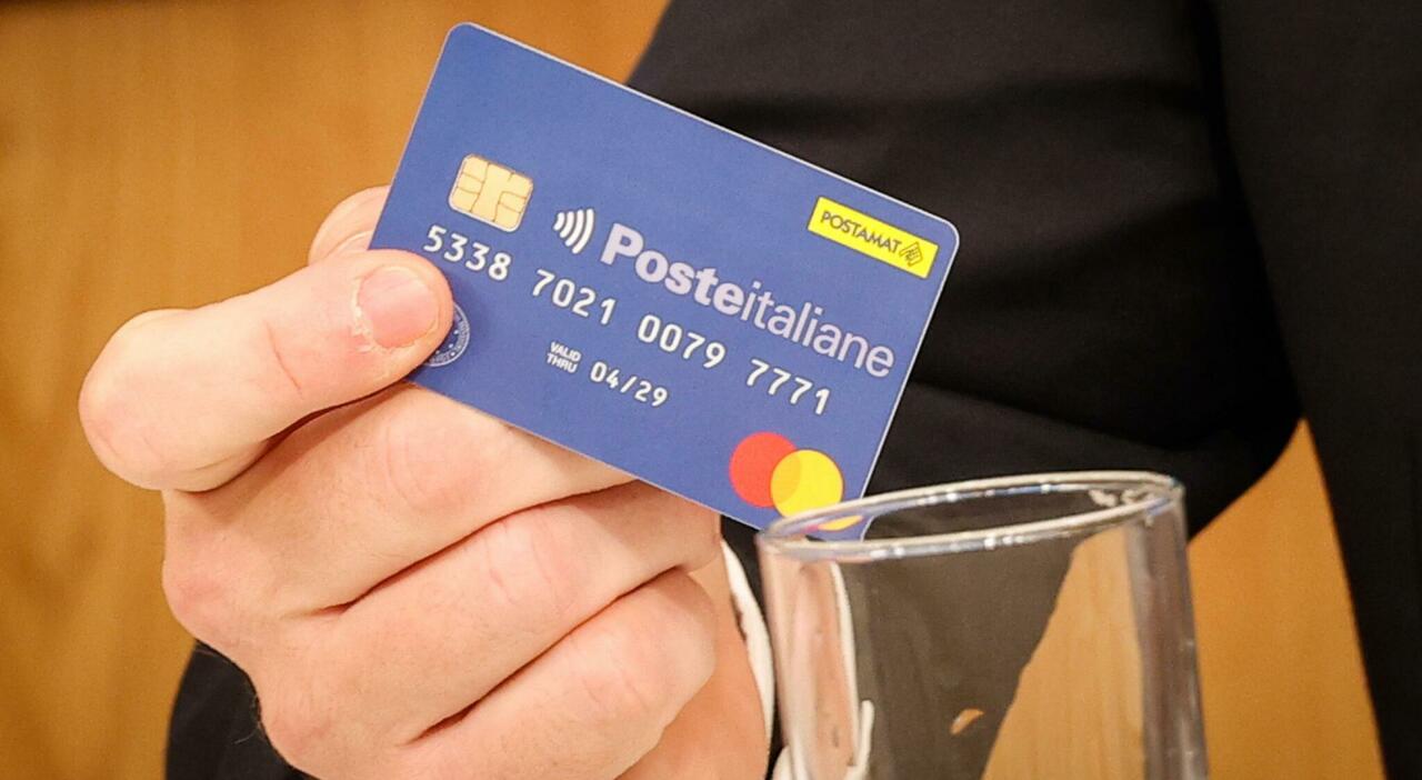 Social card, bonus auto elettriche e piscologo: a settembre sarà pioggia di sostegni, ecco come richiederli Social card, bonus auto elettriche e piscologo: a settembre sarà pioggia di sostegni, ecco come richiederli