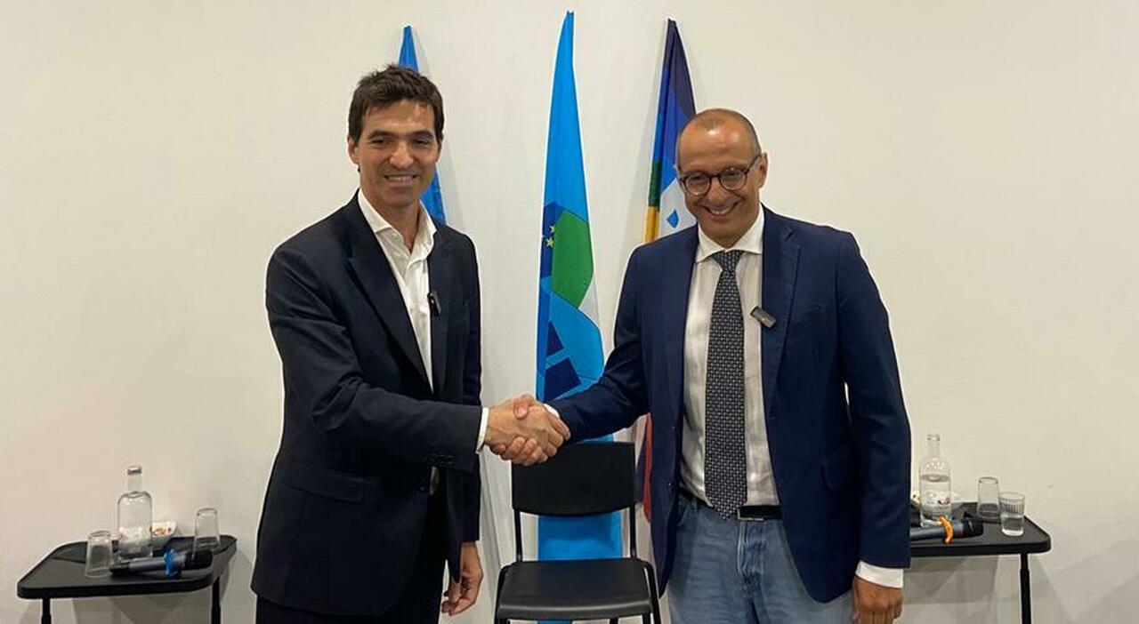 Elezioni regionali, gara a 6 nelle Marche Ohio d?Italia. Sfida tra Acquaroli e Ricci. Depositate 18 liste: ecco i 526 candidati (per 30 posti) Elezioni regionali, gara a 6 nelle Marche Ohio d?Italia. Sfida tra Acquaroli e Ricci. Depositate 18 liste: ecco i 526 candidati (per 30 posti)
