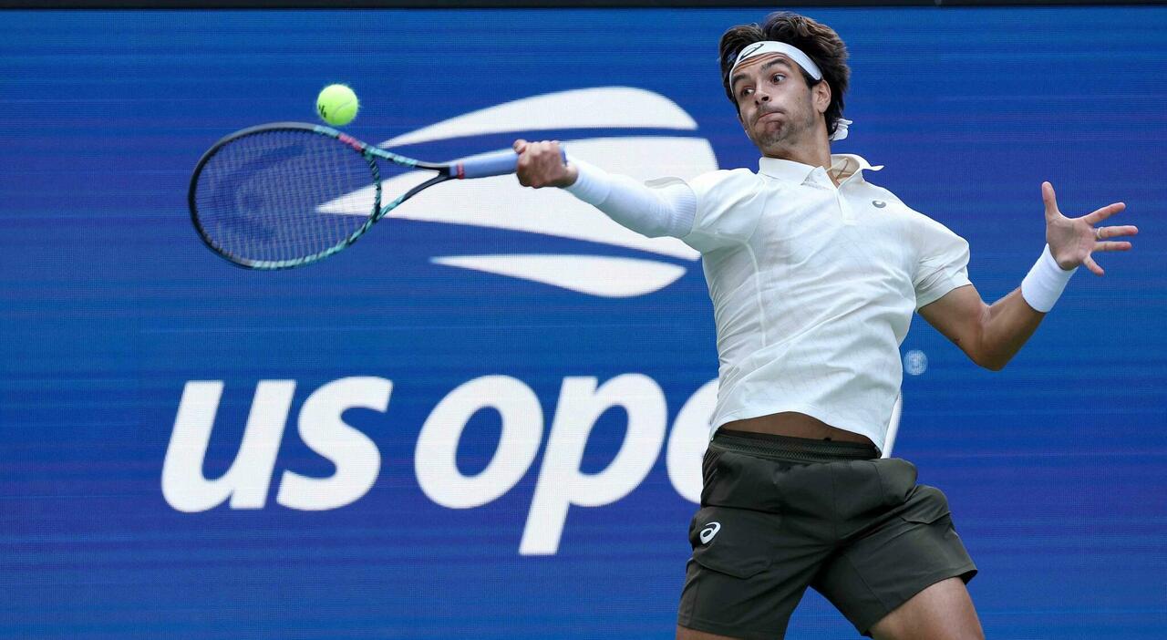 Musetti Cobolli 6 3, 2 1 oggi in diretta, Lorenzo vince il primo set in 38 minuti. In palio gli ottavi di finale degli Us Open Musetti Cobolli 6 3, 2 1 oggi in diretta, Lorenzo vince il primo set in 38 minuti. In palio gli ottavi di finale degli Us Open