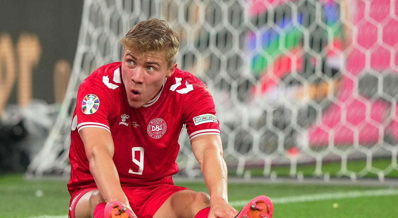 Calciomercato Napoli, Hojlund: visite mediche domani a Roma