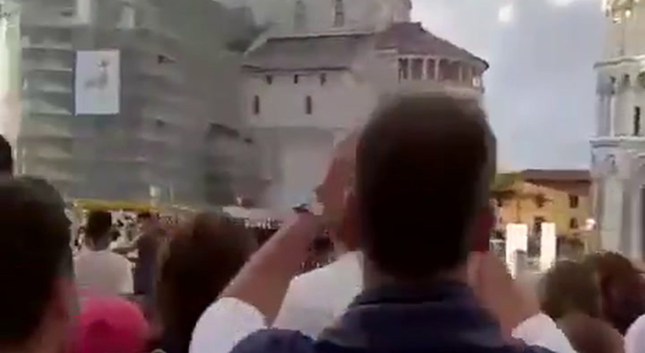 https://statics.cedscdn.it/photos/MED_HIGH/2025/08/31/9040779_poster.jpg