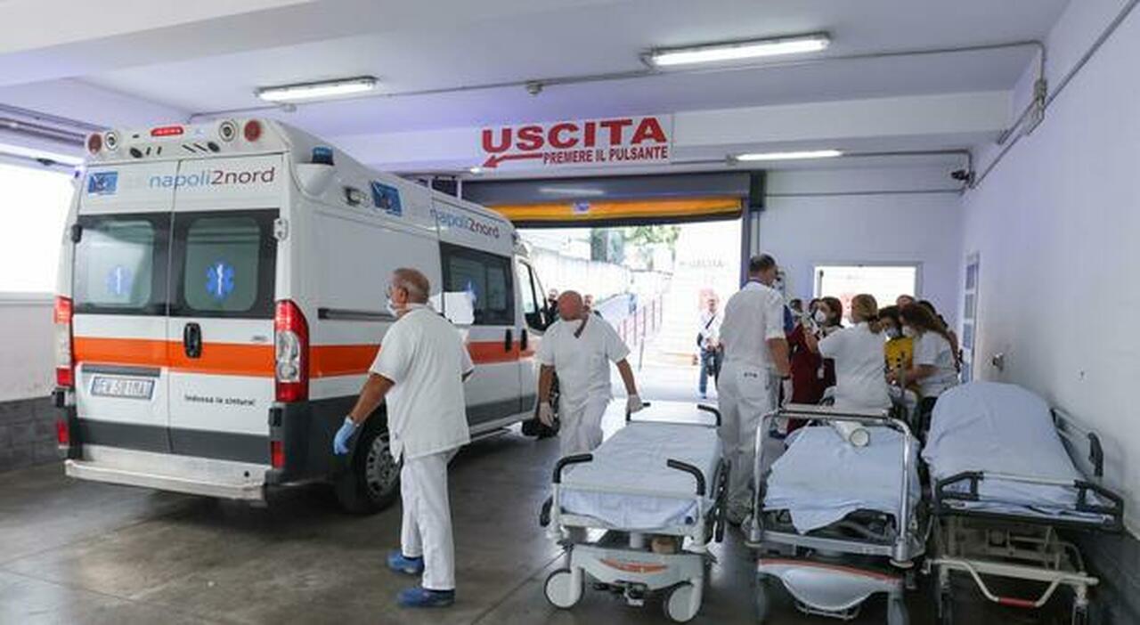 Giugliano, medico insultato e aggredito da un paziente: violenza al pronto soccorso