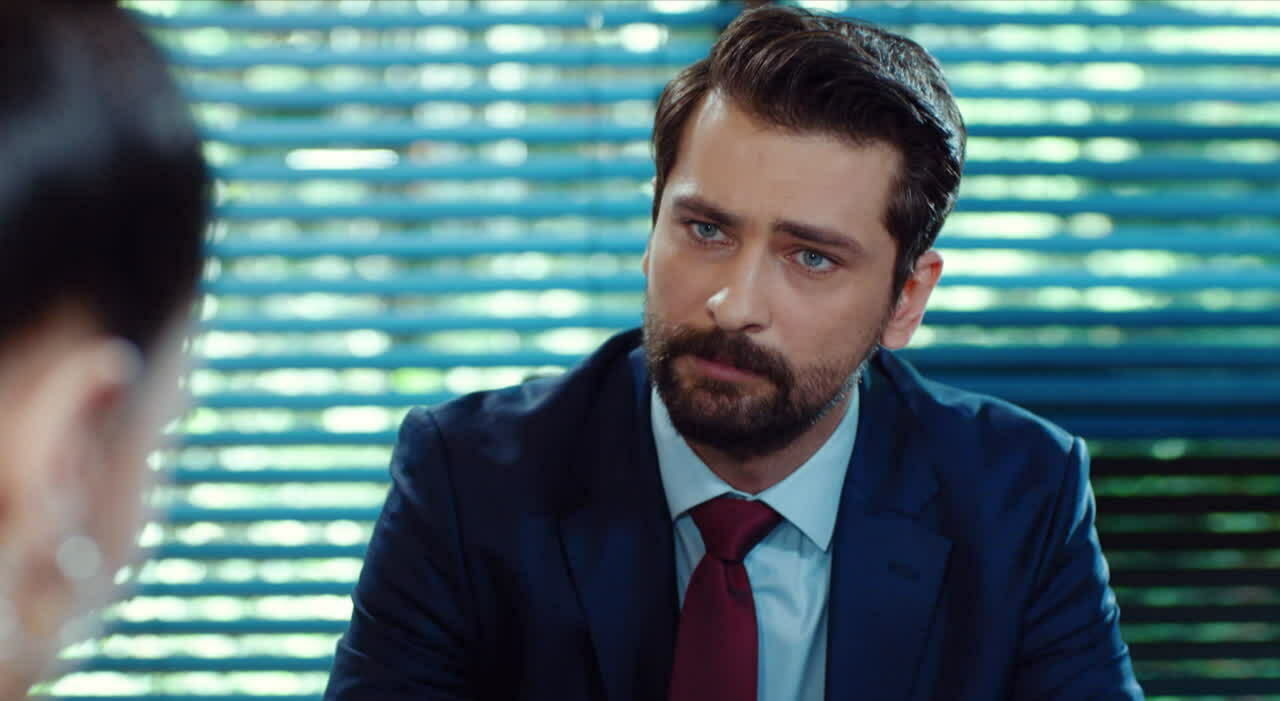 Forbidden Fruit oggi in tv, le anticipazioni delle puntate dall'1 al 7  settembre: Halit torna a casa. Yildiz fa una scoperta importante