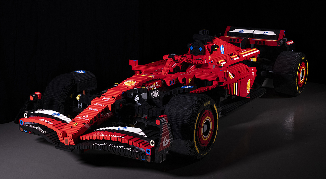 Una Ferrari F1 fatta con i mattoncini Lego