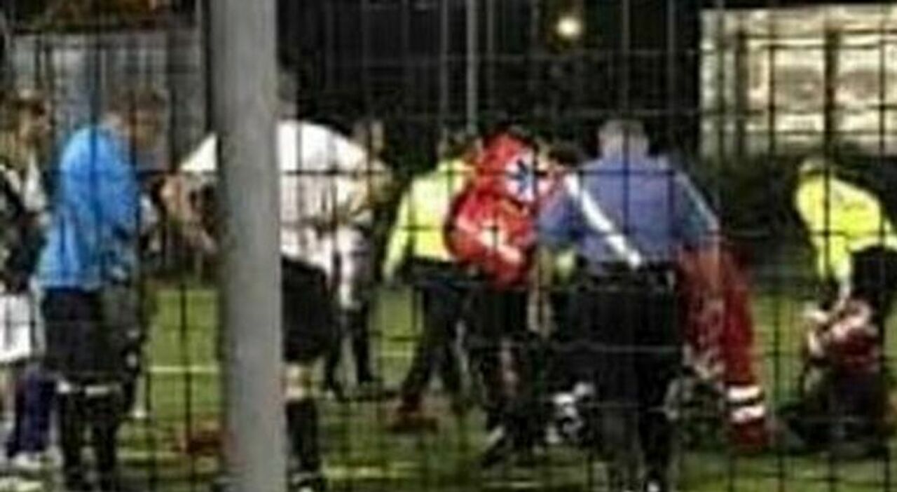 https://statics.cedscdn.it/photos/MED_HIGH/2025/09/01/9042892_01224046_morto_partita_calcetto_ovindoli.jpg
