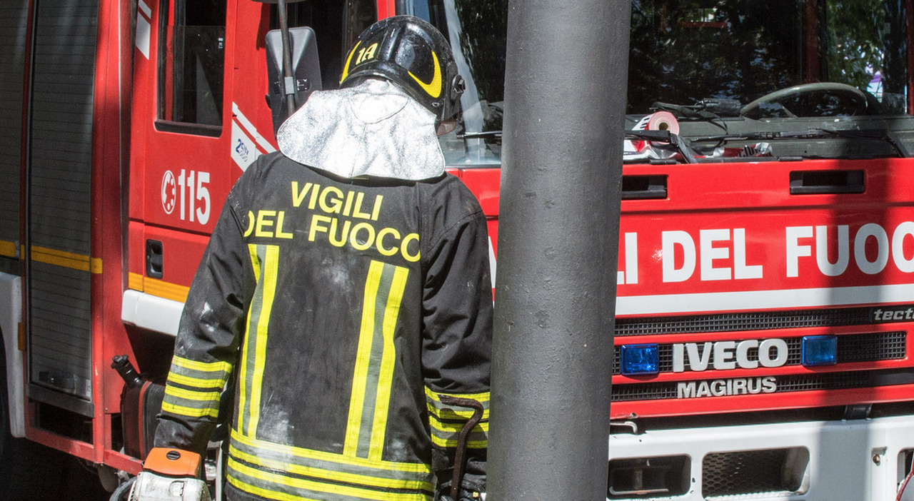 meta esplosione in un appartamento due persone morte
