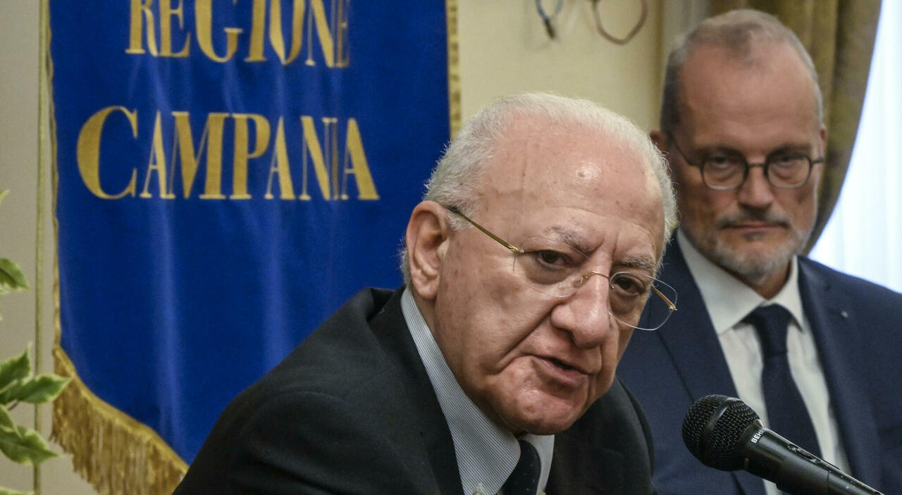 Regionali in Campania, De Luca su Fico: «Scelta migliore un politico che non ha mai amministrato? Ma non ostacolerò coalizione di progressisti» Regionali in Campania, De Luca su Fico: «Scelta migliore un politico che non ha mai amministrato? Ma non ostacolerò coalizione di progressisti»
