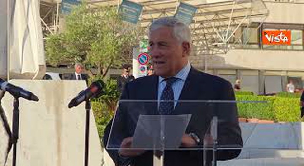 https://statics.cedscdn.it/photos/MED_HIGH/2025/09/02/9044280_poster.jpg