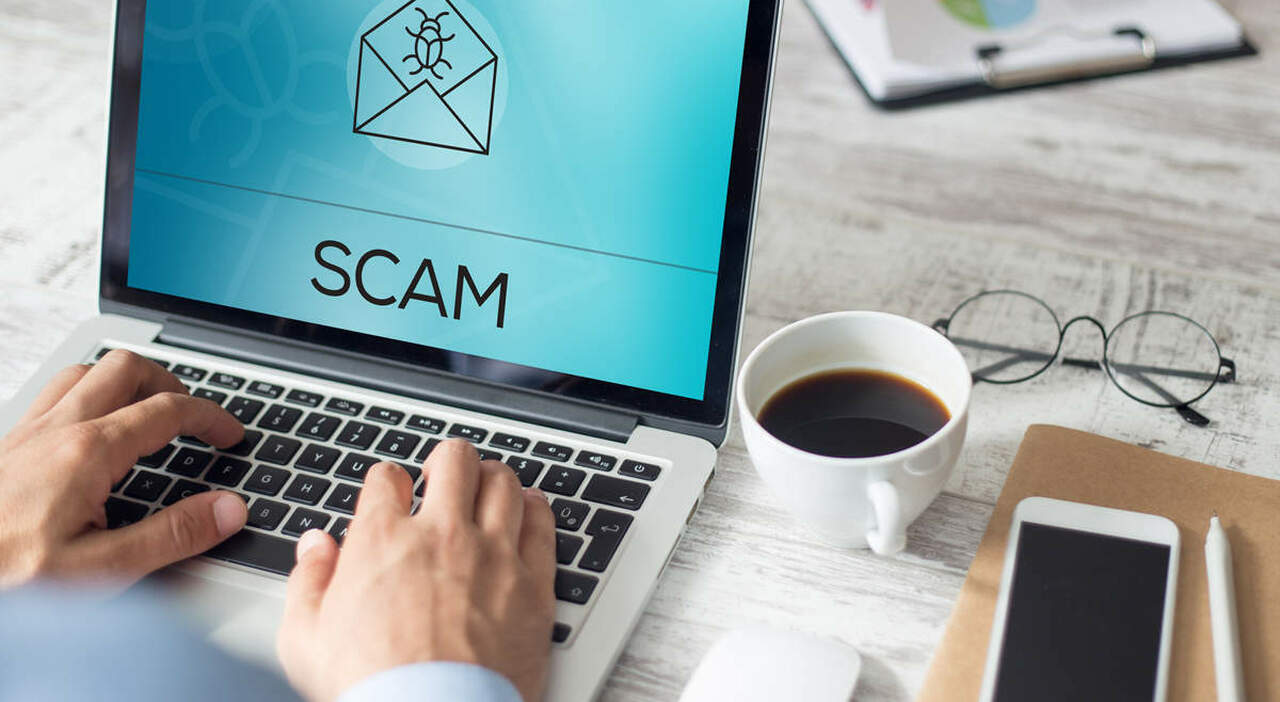 https://statics.cedscdn.it/photos/MED_HIGH/2025/09/04/9048557_04150543_scam.jpg