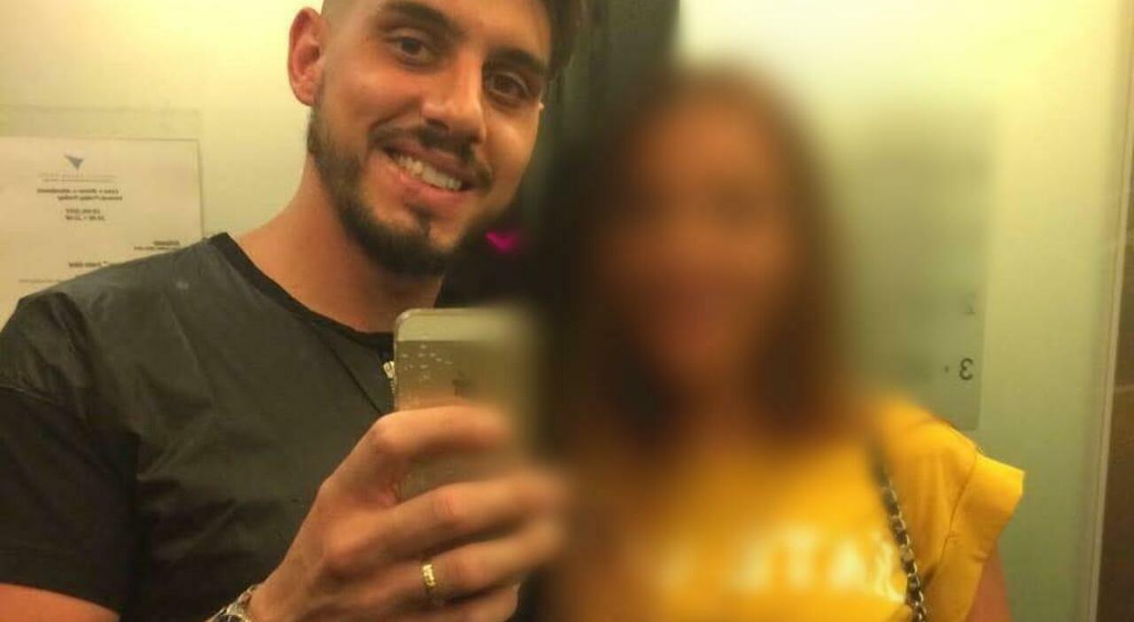 Napoli, omicidio Forcella. Il genero Pasquale Merolla: «Chiamato nella notte, ma sono arrivato tardi» Napoli, omicidio Forcella. Il genero Pasquale Merolla: «Chiamato nella notte, ma sono arrivato tardi»