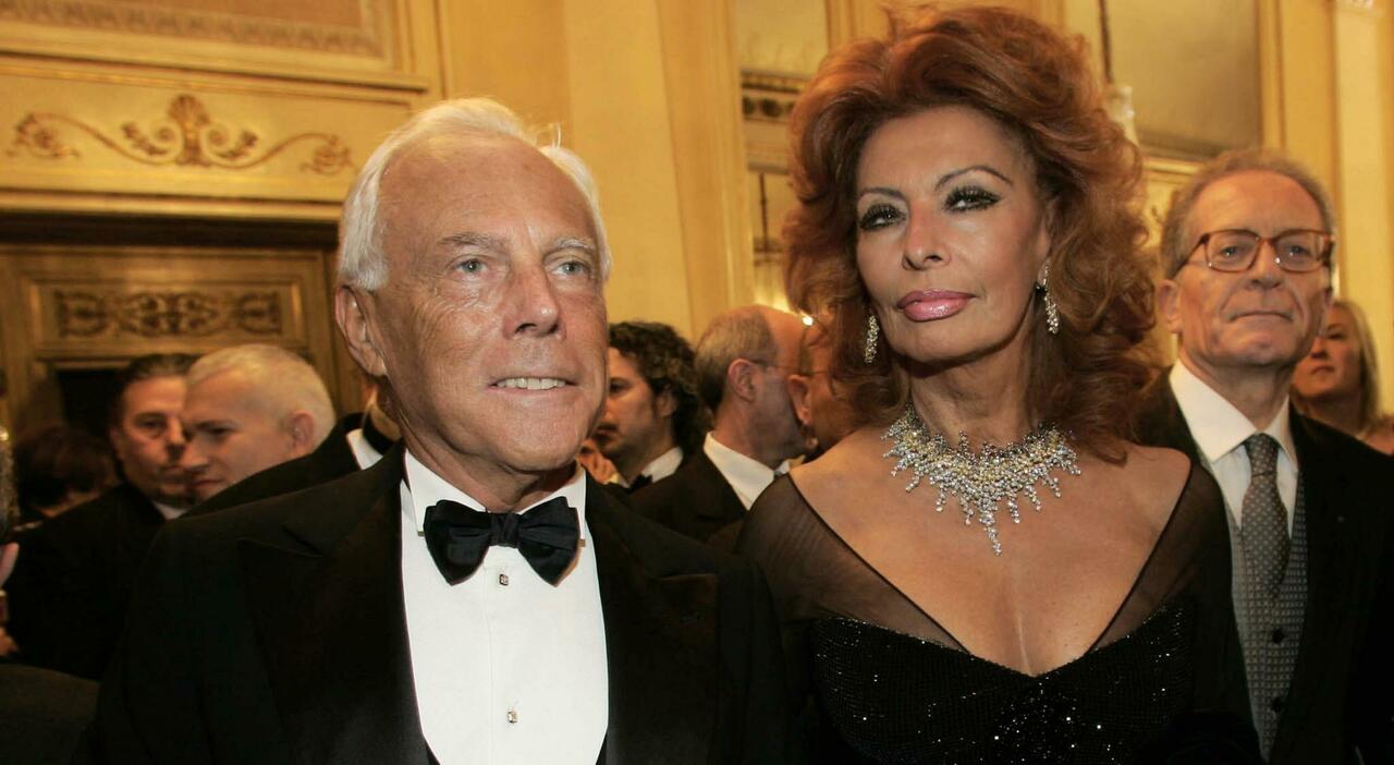 Giorgio Armani morto, Sophia Loren e il maestro di stile: «Per me come un fratello» Giorgio Armani morto, Sophia Loren e il maestro di stile: «Per me come un fratello»