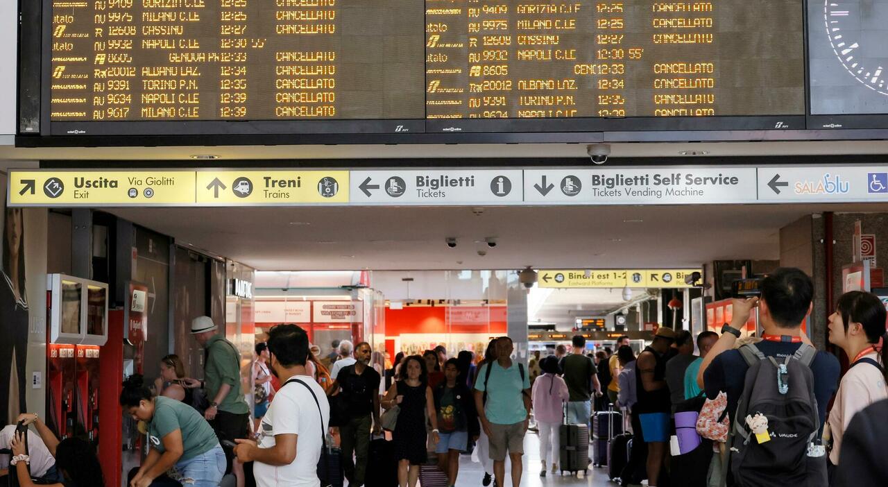 Sciopero treni oggi, rischio ritardi e cancellazioni fino alle 18: tratte garantite e come chiedere il rimborso Sciopero treni oggi, rischio ritardi e cancellazioni fino alle 18: tratte garantite e come chiedere il rimborso