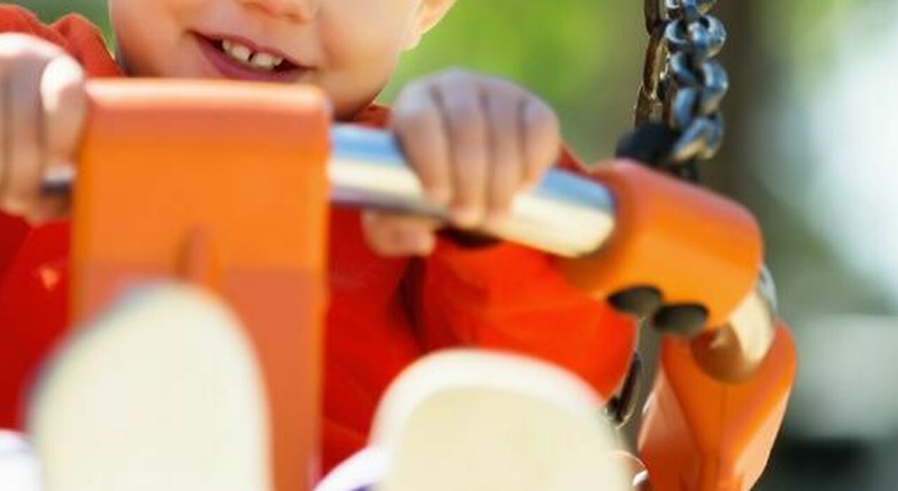 https://statics.cedscdn.it/photos/MED_HIGH/2025/09/05/9050805_05191633_bambino_positivo_droghe_pesanti_parco_mamma_germania_oggi_5_9_2025.jpg