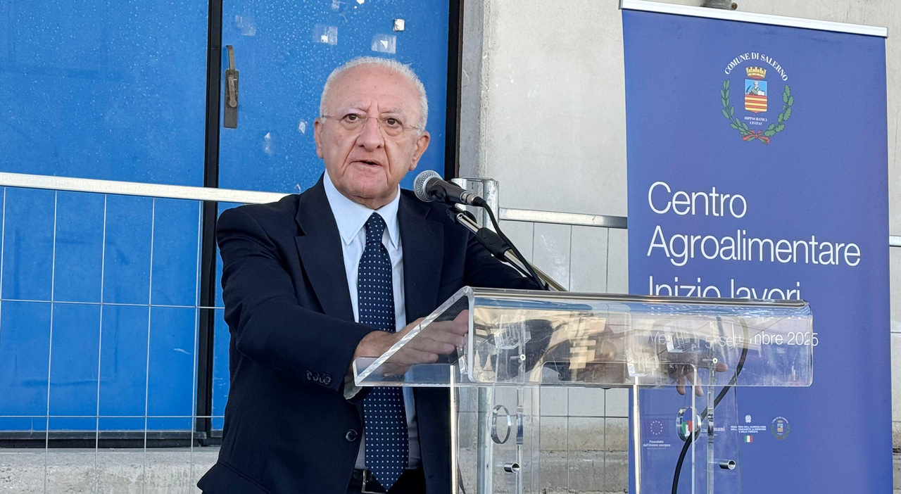 Elezioni Regionali Campania, Vincenzo De Luca: «Niente Reddito, mossa clientelare»