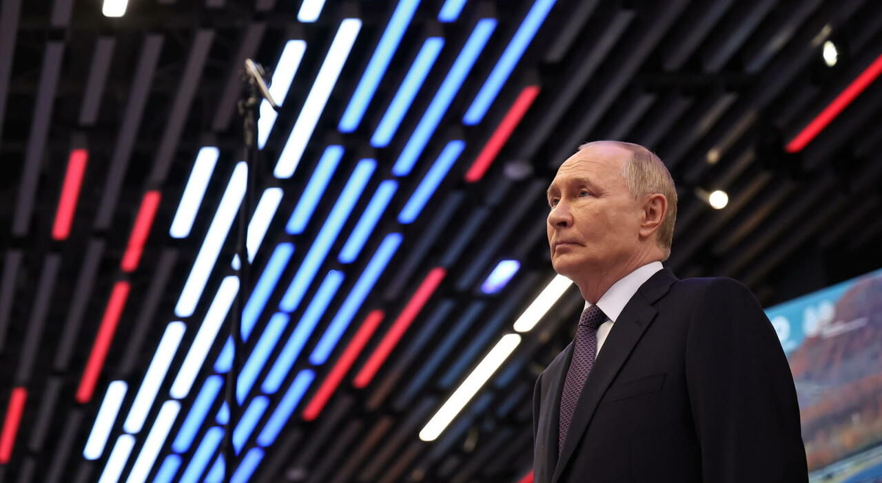 Ucraina, Putin minaccia l