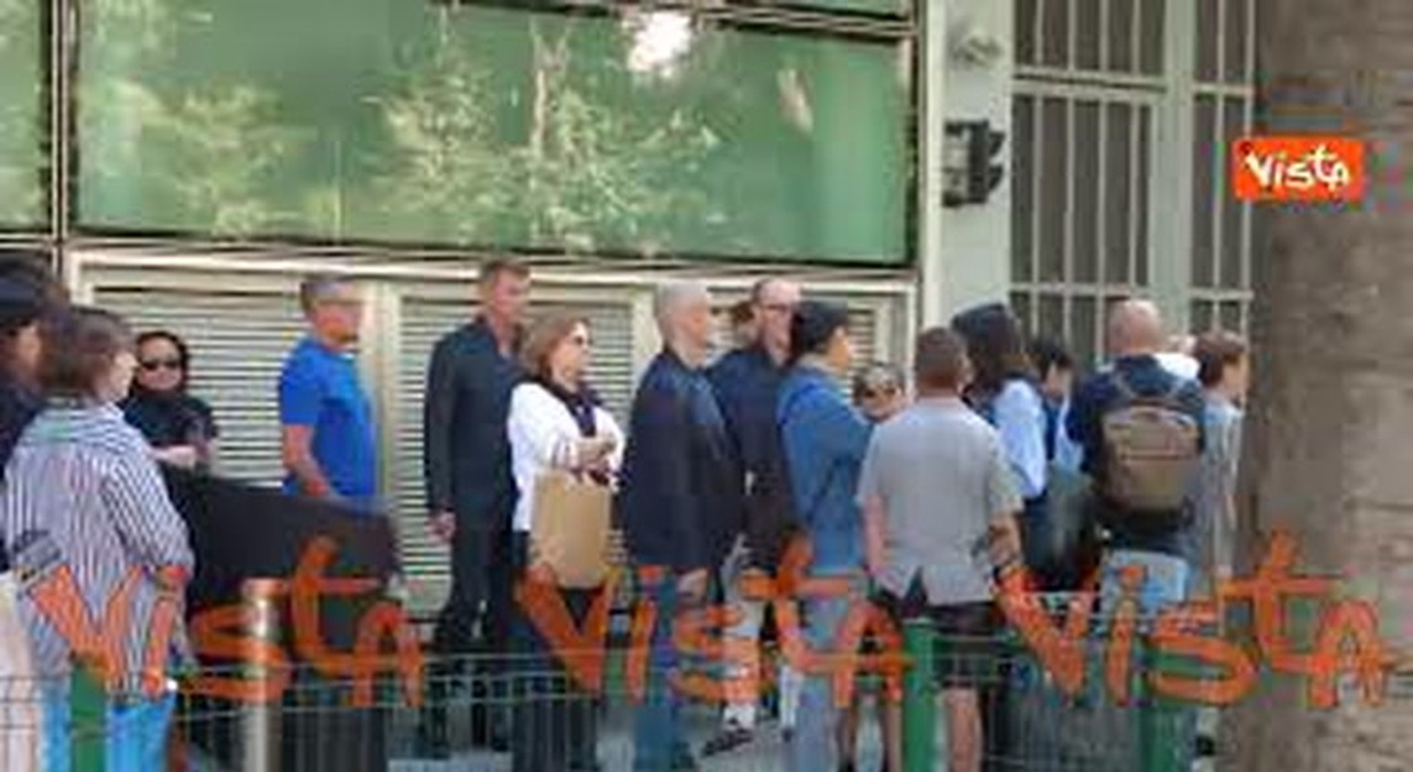 https://statics.cedscdn.it/photos/MED_HIGH/2025/09/06/9052339_poster.jpg