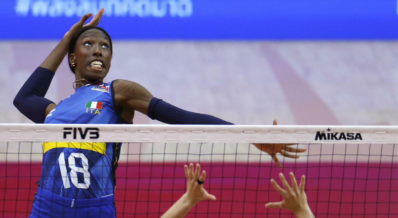 Italia Turchia, diretta finale mondiale di volley: punto a punto nel primo set. Dove vederla (anche in chiaro) in tv e streaming, le azzurre di Velasco a caccia del titolo Italia Turchia, diretta finale mondiale di volley: punto a punto nel primo set. Dove vederla (anche in chiaro) in tv e streaming, le azzurre di Velasco a caccia del titolo