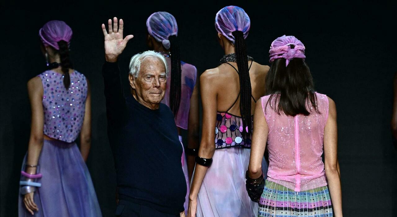 https://statics.cedscdn.it/photos/MED_HIGH/2025/09/07/9054062_07140235_armani_funerali.jpg