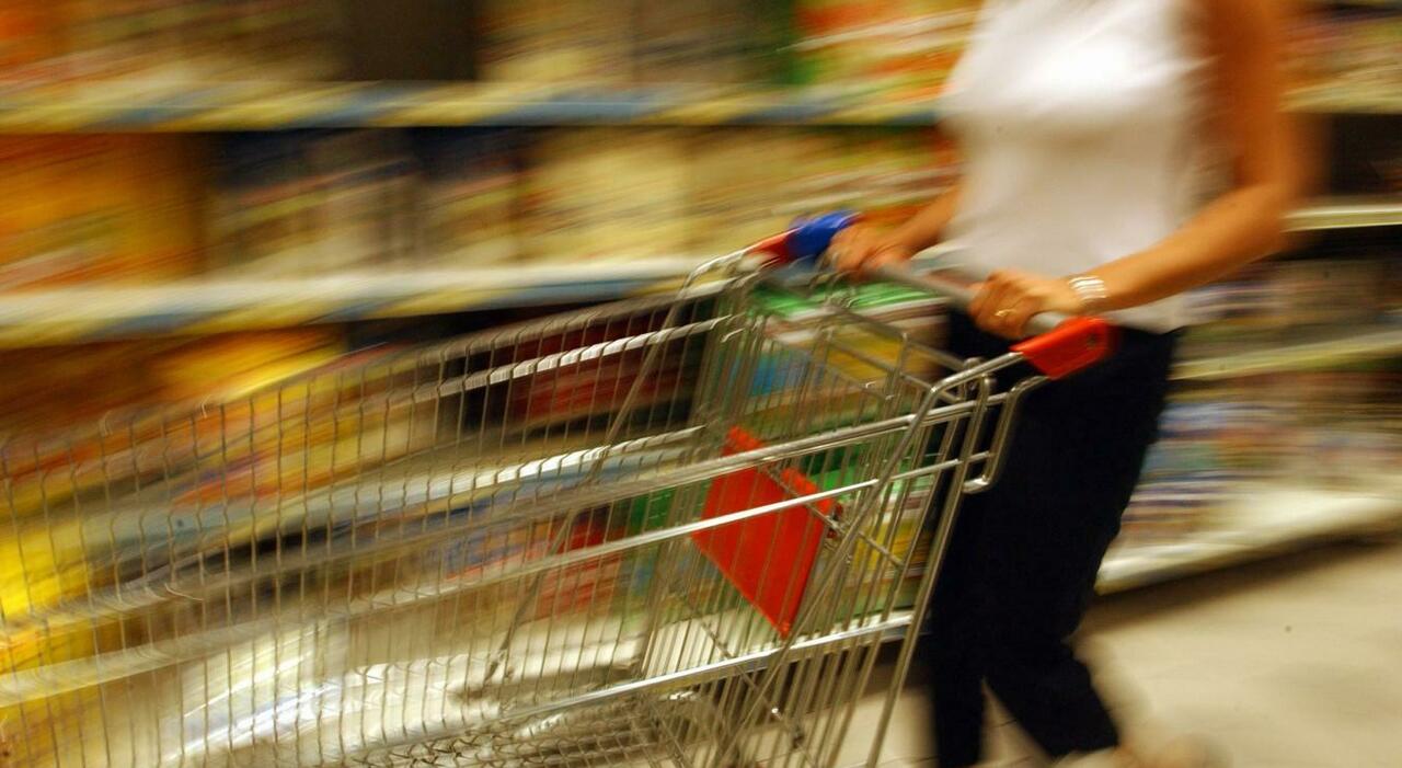 Carrello della spesa, aumenti record negli ultimi 6 anni: dall Carrello della spesa, aumenti record negli ultimi 6 anni: dall