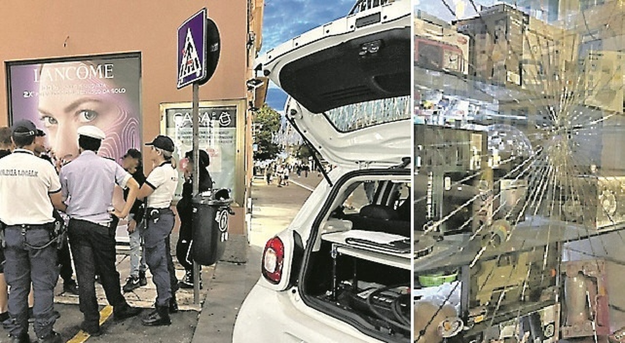 I maranza scatenano il caos in centro: pugni alla vetrina, il titolare li insegue. I vigili fermano un gruppo di minorenni sul Corso