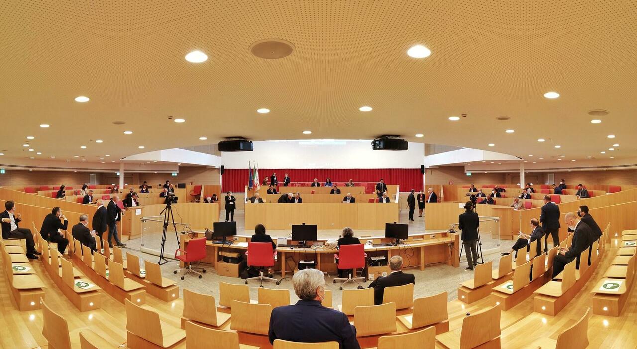 Regione, la maggioranza non c Regione, la maggioranza non c