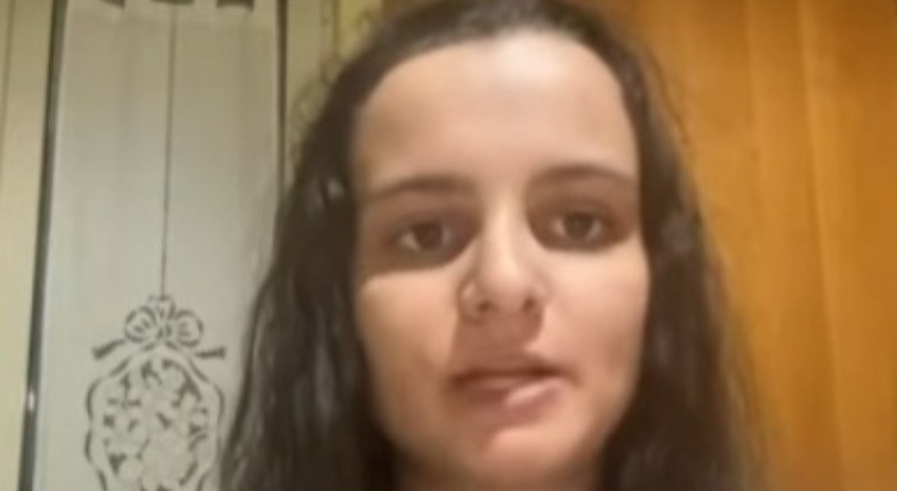 la denuncia su tiktok foto false di me nuda in giro per la citt224 lo sfogo diventa virale video