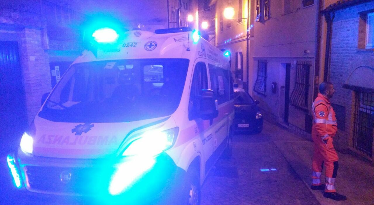 Coltellate e acido in faccia all?ex moglie, poi il tentato stupro: condannato a 9 anni per la folle aggressione a Fabriano Coltellate e acido in faccia all?ex moglie, poi il tentato stupro: condannato a 9 anni per la folle aggressione a Fabriano