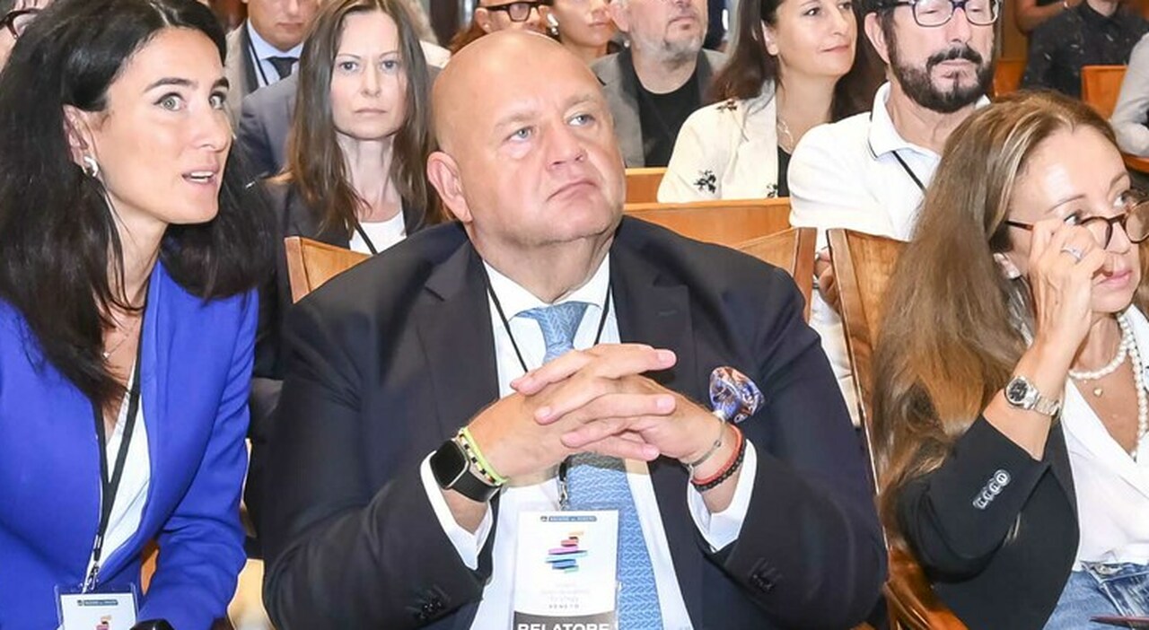 Roberto Marcato: «La mia candidatura con la Lega è a rischio. Correrò da solo come governatore. Lista Vannacci? Non esiste» Roberto Marcato: «La mia candidatura con la Lega è a rischio. Correrò da solo come governatore. Lista Vannacci? Non esiste»