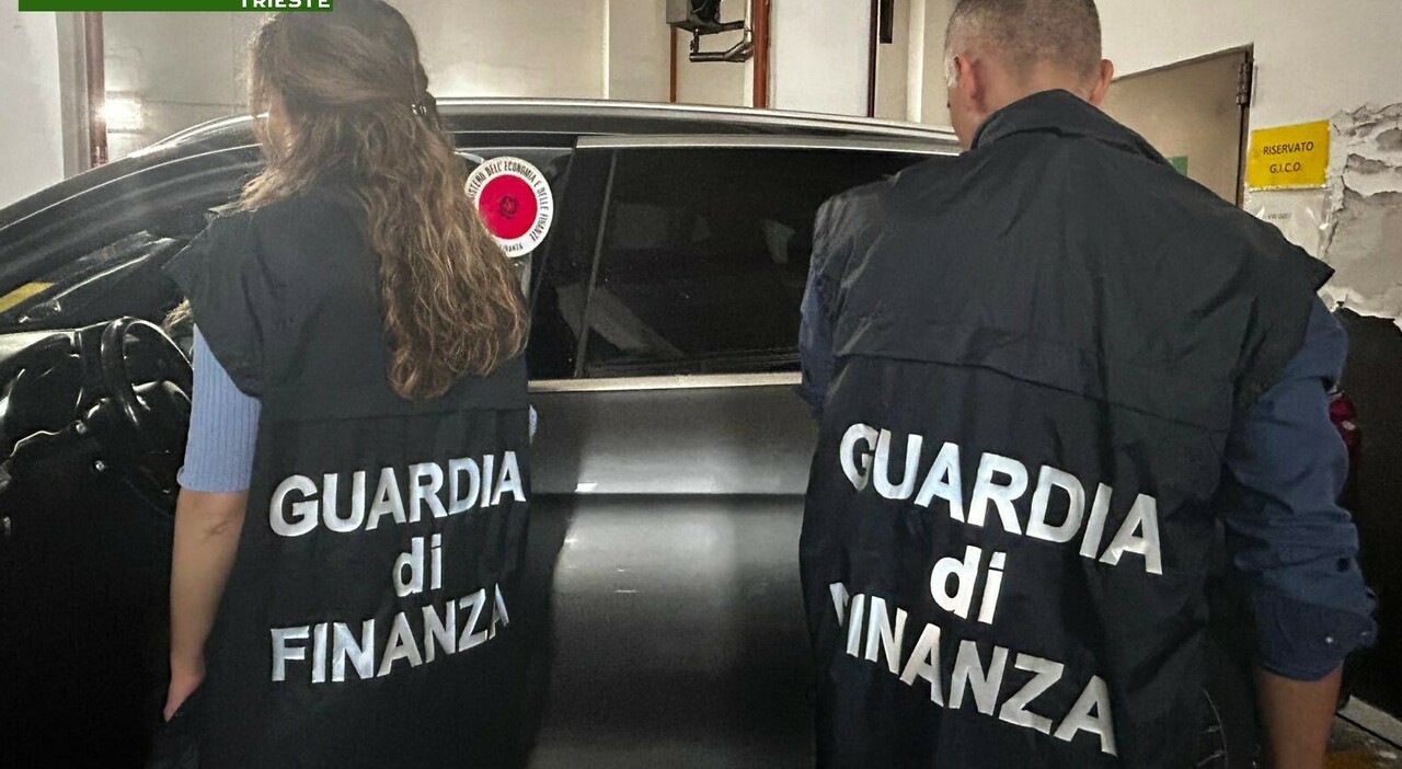 Imprenditore usa i soldi dell