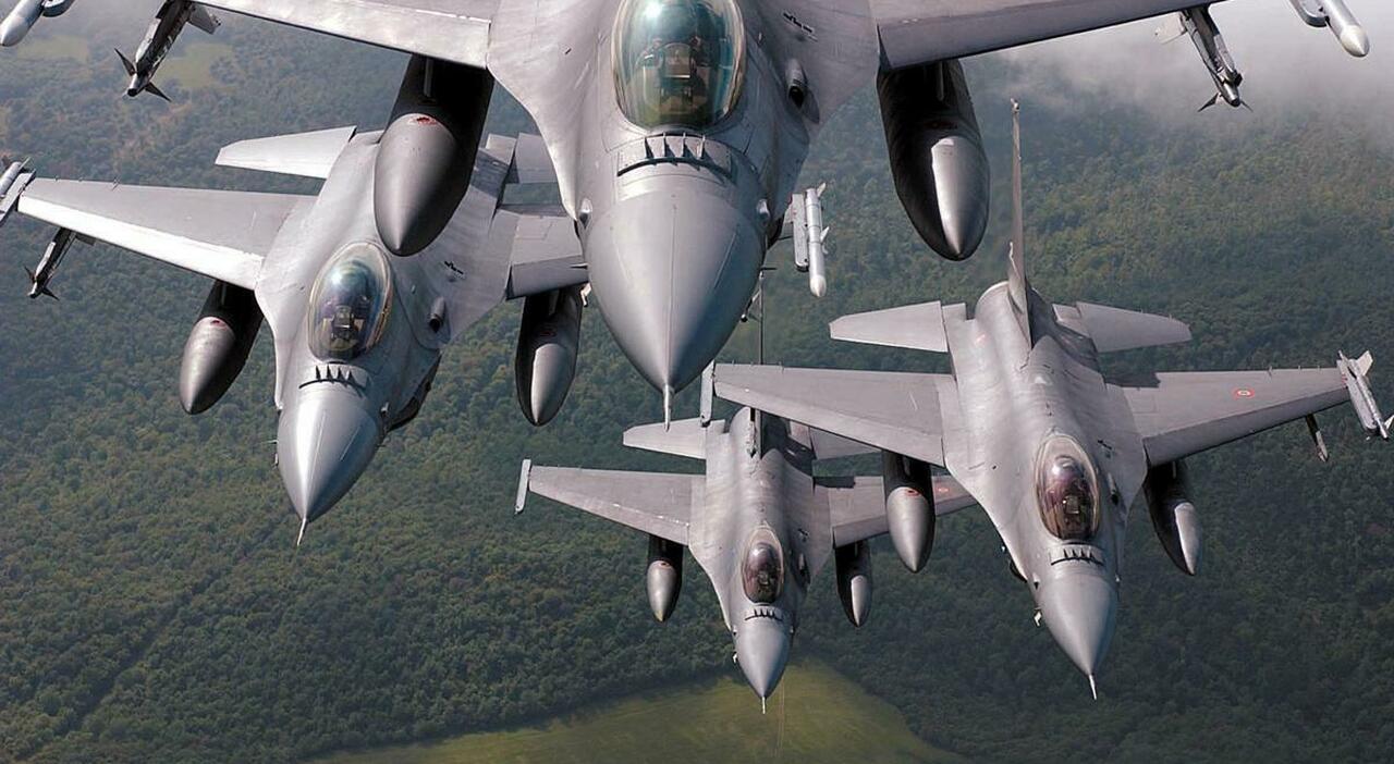 Caccia Eurofighter italiani per contingente Nato Sentinella dell Caccia Eurofighter italiani per contingente Nato Sentinella dell